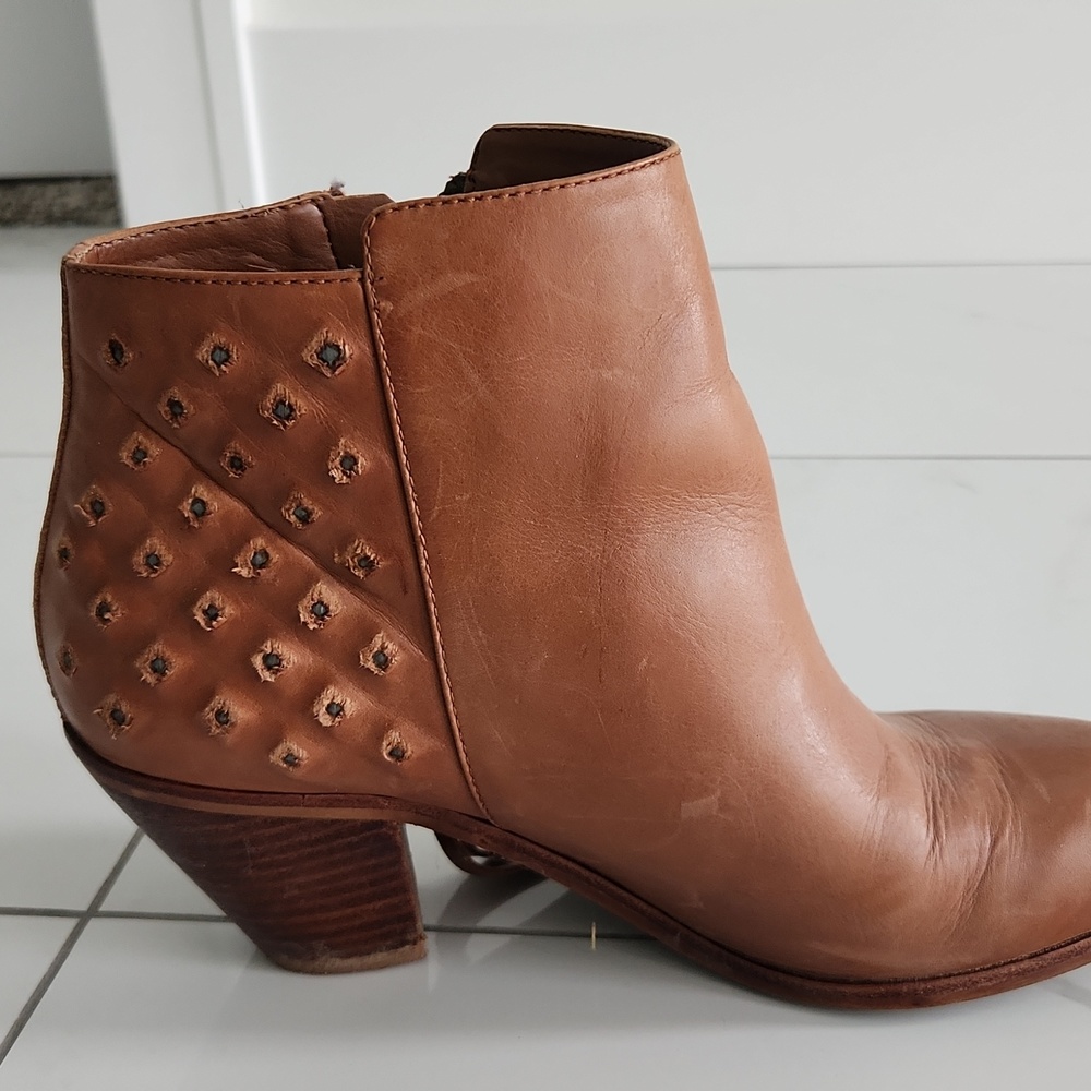 Booties - Picture 4 of 5